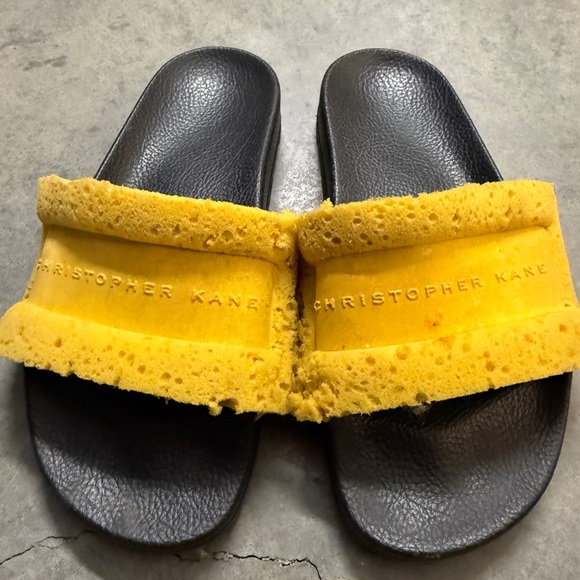 Christopher Kane Shoes - Christopher Kane Yellow Sponge Detail Slides